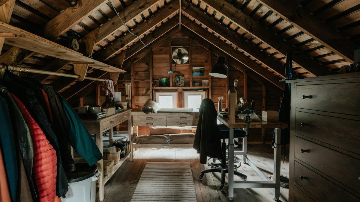 How Coastal Humidity in Boca Raton Impacts Attic Insulation Performance Over Time 🌊